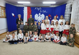 Zdjęcie pamiątkowe gr. Słoneczka