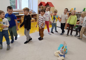 Urodziny misia spiewamy sto lat