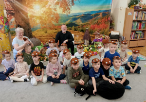 Pamiątkowe zdjęcie Promyczków.