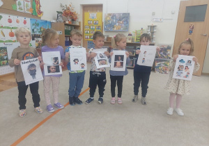 Dzieci z ilustracjami.