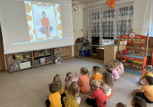 Zabawa ,,Jedną dynie mam...".