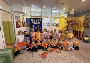 Pamiątkowe zdjęcie z Dnia Dyni.