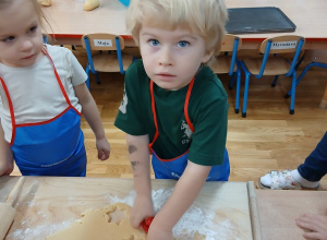 Mikołajkowe prezenty od przedszkolaków dla Podopiecznych DPS w Kleszczowie