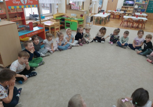 Kropelki podczas spotkania.