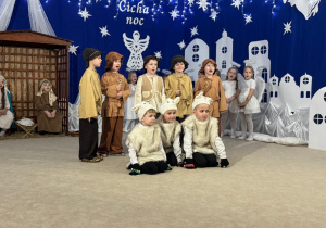 Pasterze i owieczki.