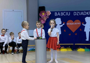 Zabawa w Familiadę.