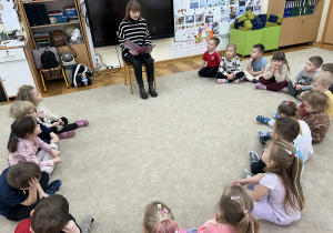 Spotkanie Dyskusyjnego Klubu Książki w styczniu.