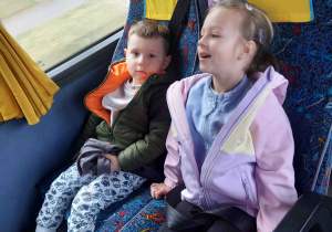 W drodze do kina Helios.