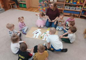 9. Dzieci robią Zdrowisie i Niezdrowitka