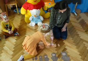 Układamy misie w odpowiedniej kolejności
