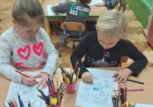 Liczymy i kolorujemy wagoniki
